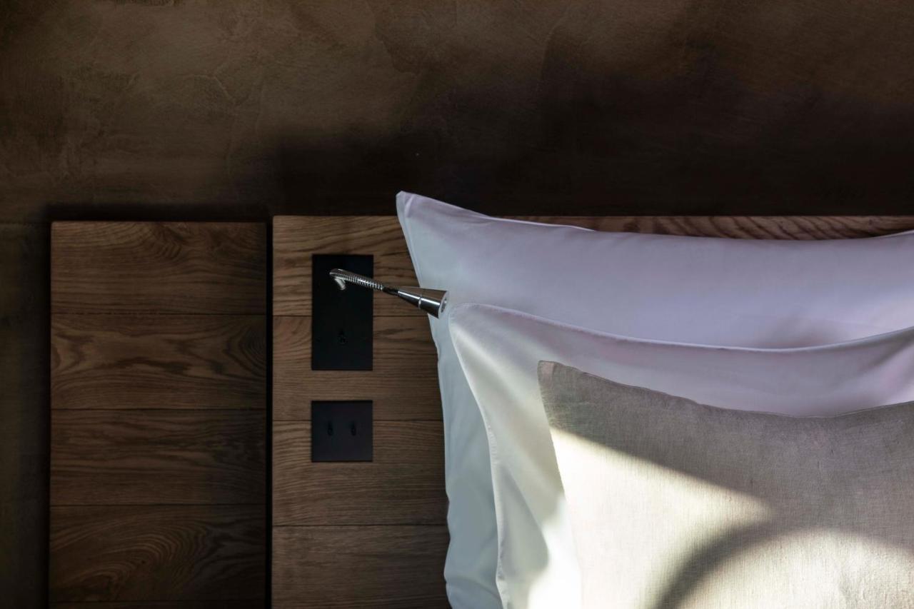Hotel Saint-Delis - La Maison Du Peintre - Relais & Chateaux Онфлёр Экстерьер фото
